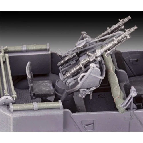 Revell 03339 1/35 Einheits-Pkw Kfz.4 - Image 4