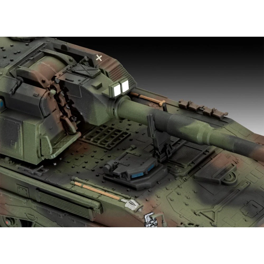Revell 03347 1/72 Panzerhaubitze 2000 - Image 3