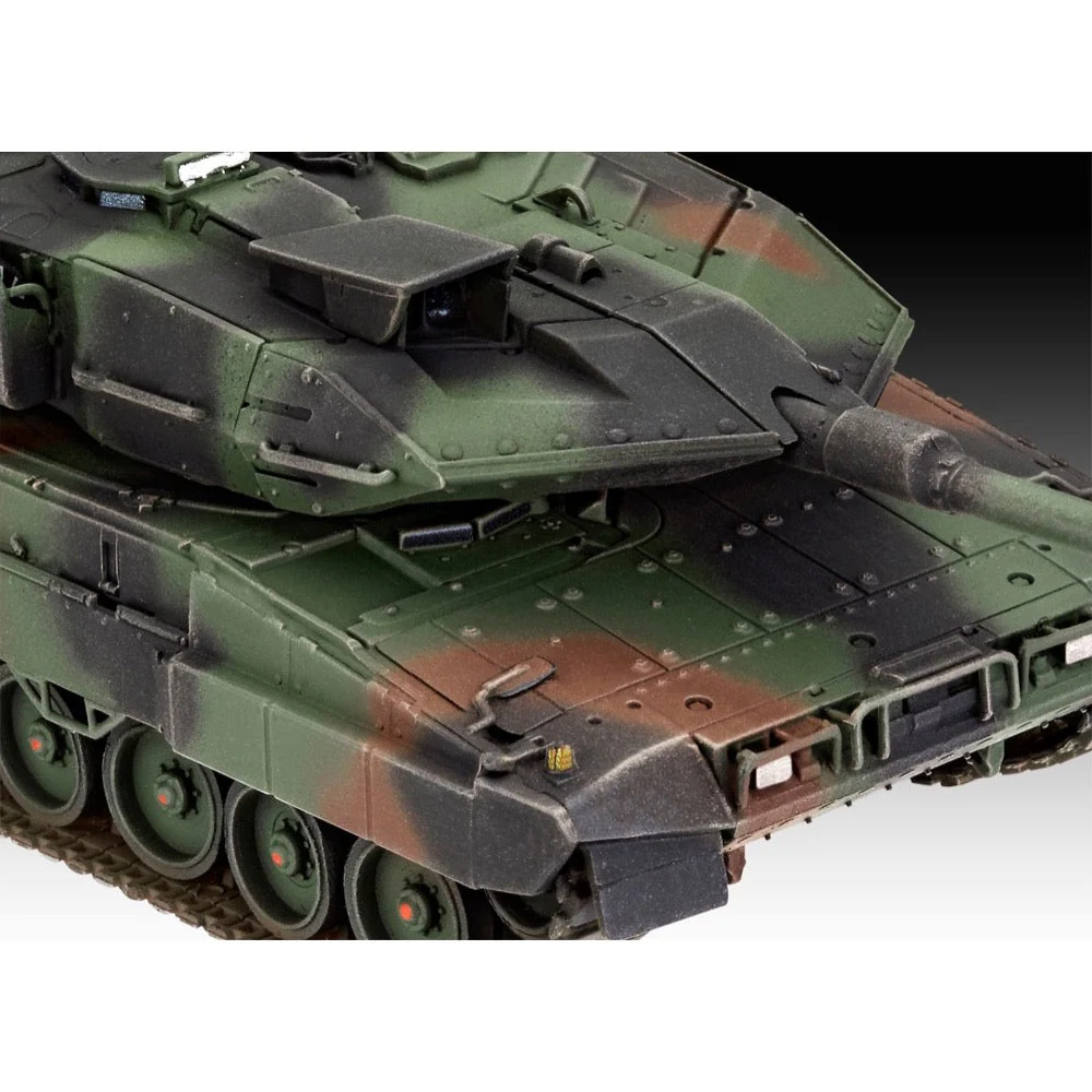 Revell 03355 1/72 Leopard 2 A7V - Image 4