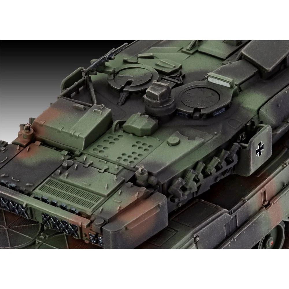 Revell 03355 1/72 Leopard 2 A7V - Image 5