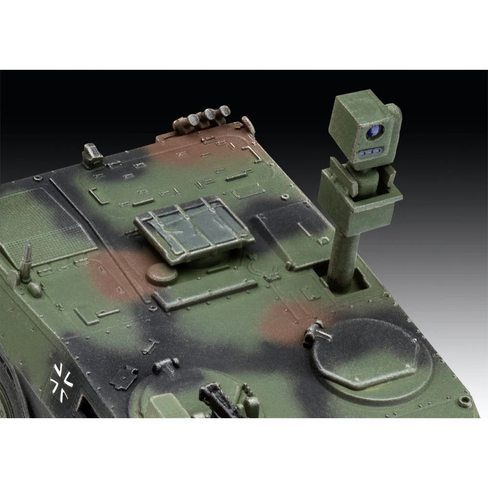 Revell 03356 1/72 Spahwagen Fennek - Image 4