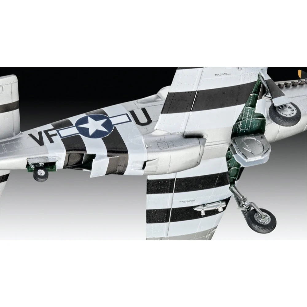 Revell 03711 1/72 Combat Set Me262 and P-51B - Image 2