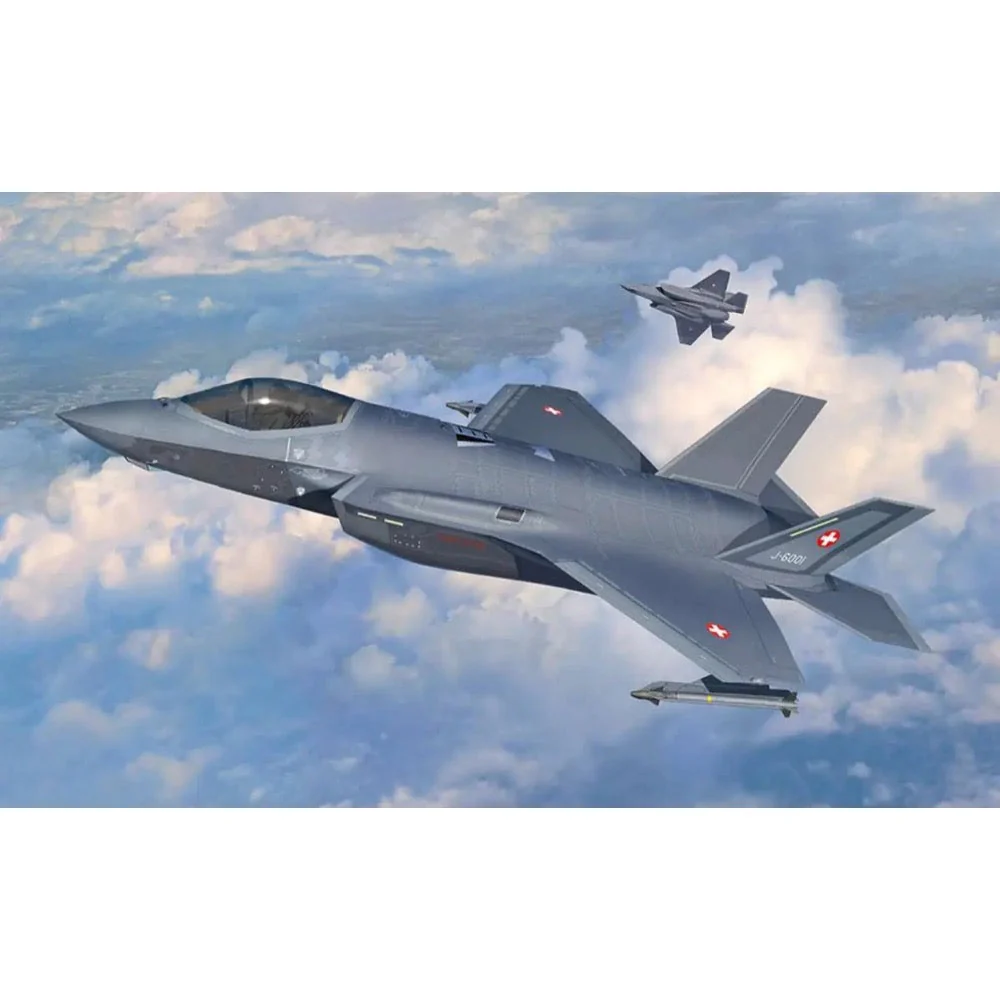 Revell 03765 1/72 Lockheed Martin F-35A LightningII - Image 3
