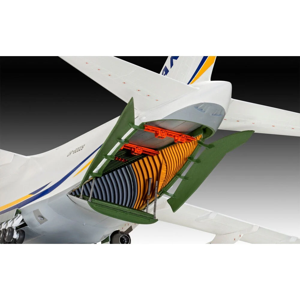 Revell 03807 1/144 Antonov An-124 Ruslan - Image 4