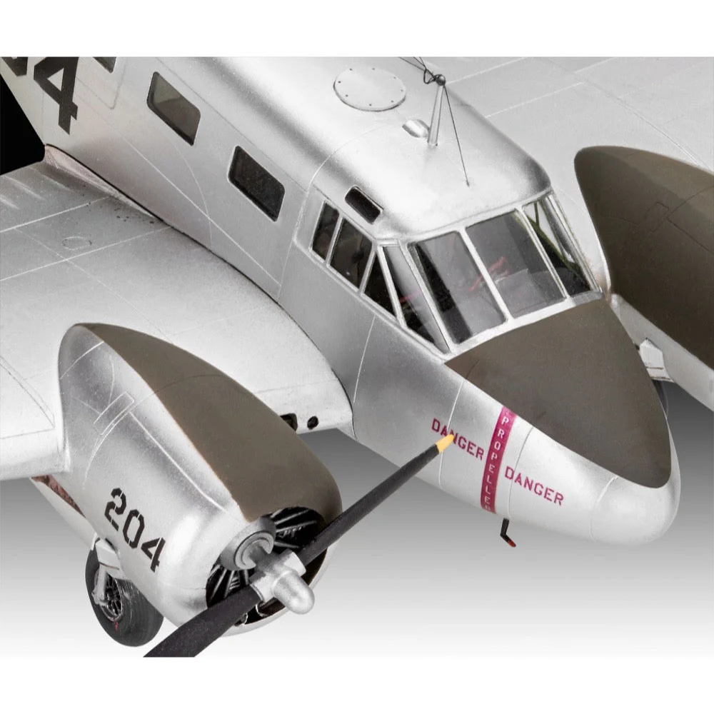 Revell 03811 1/48 Beechcraft Model 18 - Image 3