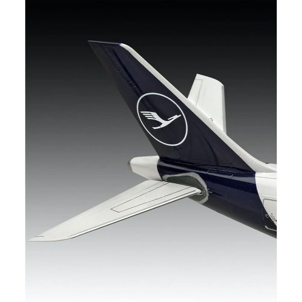 Revell 03816 1/144 Airbus A330-300 Lufthansa New Livery - Image 3