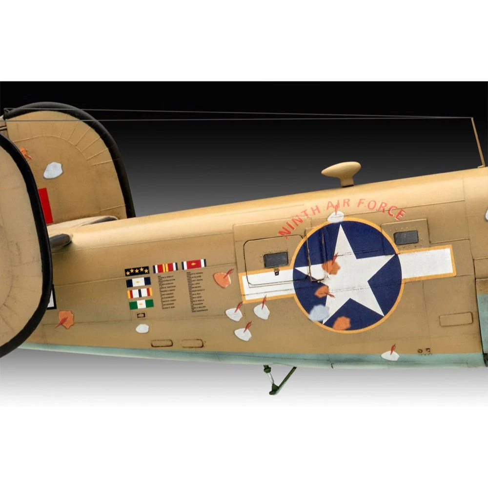 Revell 03831 1/48 B-24D Liberator - Image 4