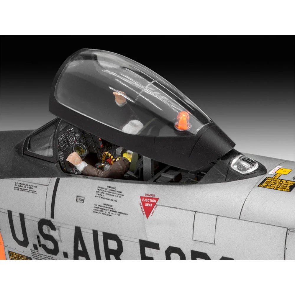 Revell 03832 1/48 F-86D Dog Sabre - Image 6