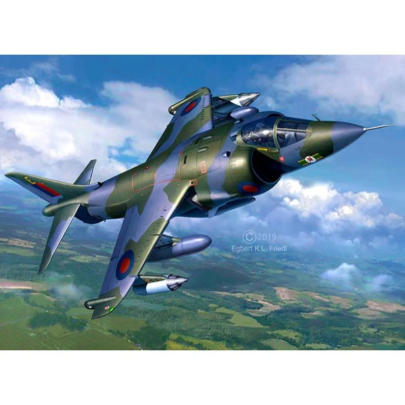 Revell 05690 1/32 Hawker Harrier GR.1 Gift Set 50 Years