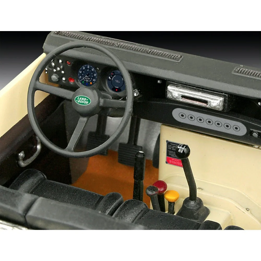 Revell 07056 1/24 Land Rover Series III LWB Commercial - Image 5