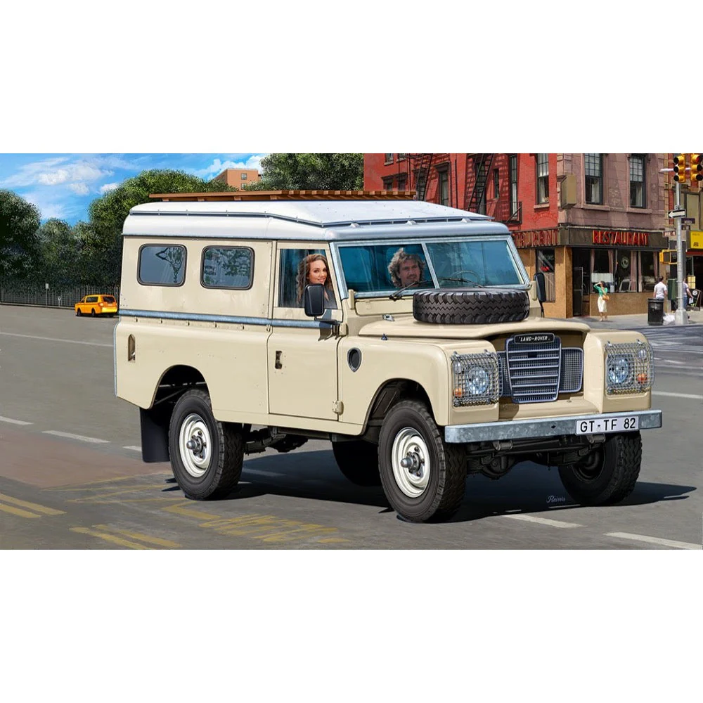 Revell 07056 1/24 Land Rover Series III LWB Commercial - Image 8