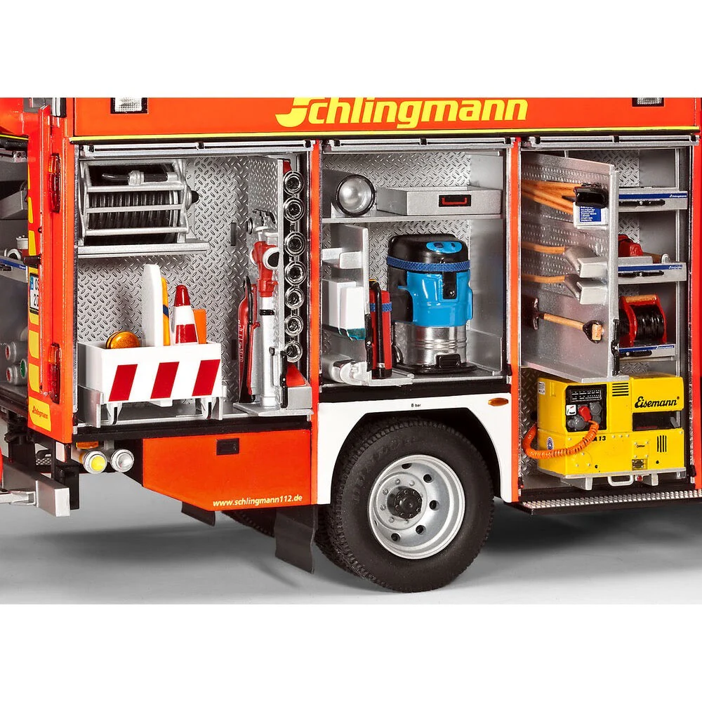 Revell 07404 1/24 Mercedes-Benz Atego 1529 AF Schlingmann LF20/16 Fire Truck - Image 4