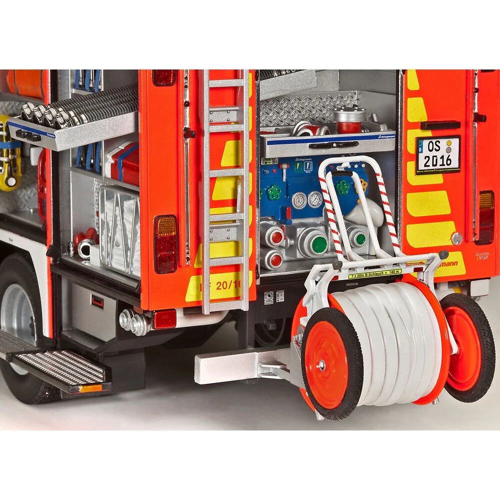 Revell 07404 1/24 Mercedes-Benz Atego 1529 AF Schlingmann LF20/16 Fire Truck - Image 5