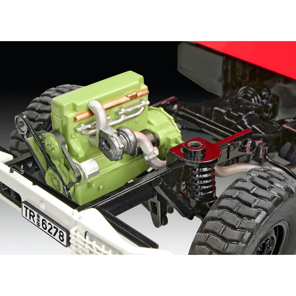 Revell 07512 1/25 Mercedes-Benz Unimog U 1300 TLF 8/18 - Image 6