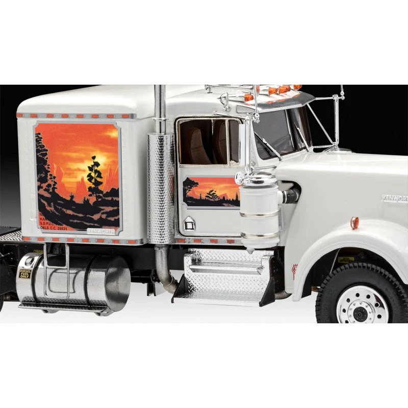 Revell 07659 1/25 Kenworth W-900 Truck - Image 3
