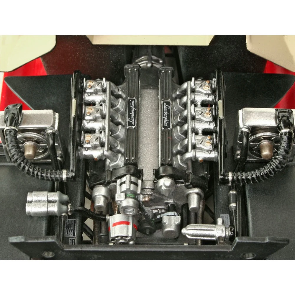 Revell 07730 1/24 Lamborghini Countach LP500S - Image 7