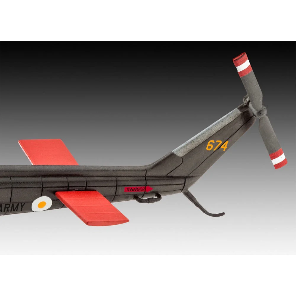 Revell 04983 1/100 Bell UH-1H Gunship - Image 3