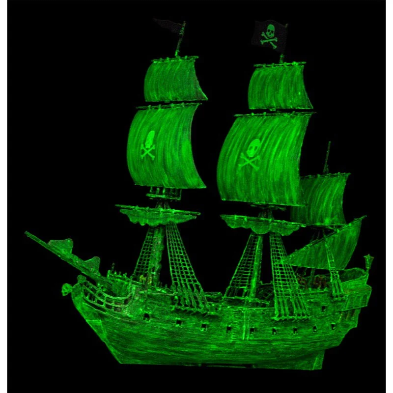 Revell 05435 1/150 Ghost Ship - Image 2