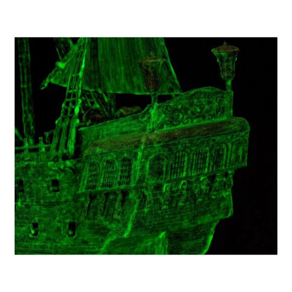 Revell 05435 1/150 Ghost Ship - Image 5