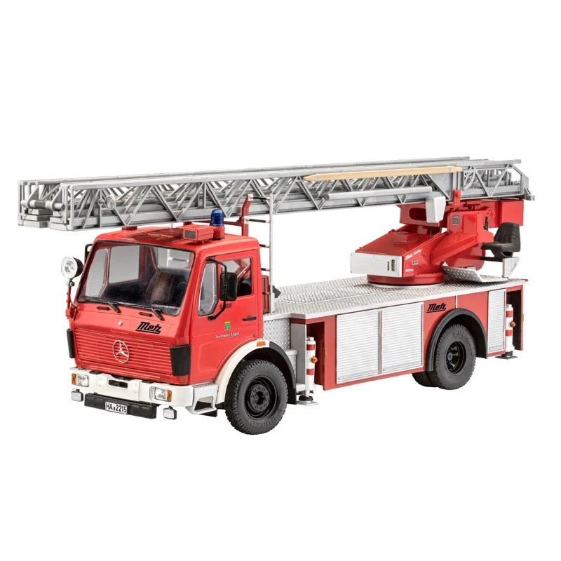 Revell 07504 1/24 DLK 23-12 Mercedes-Benz 1419-1422 - Image 4