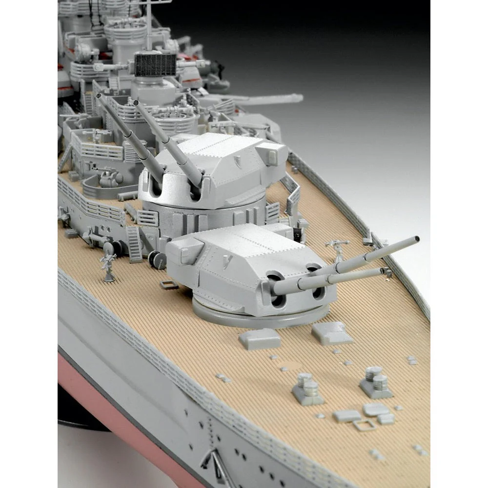 Revell 05040 1/350 Bismarck Battleship - Image 5