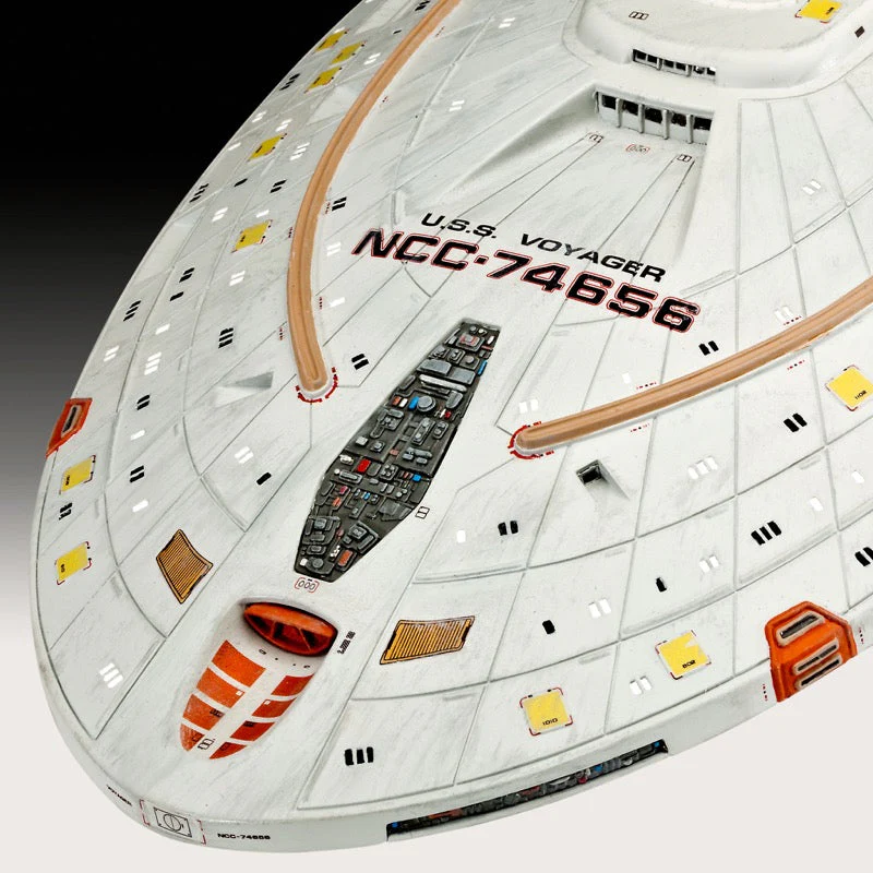 Revell 04992 1/650 USS Voyager Star Trek - Image 3