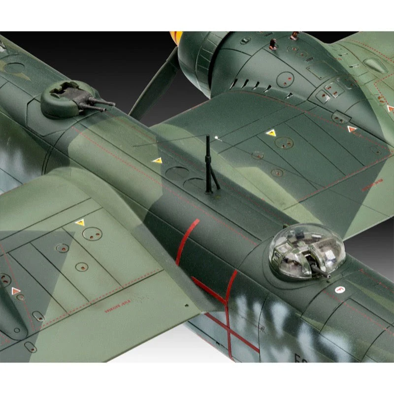 Revell 03913 1/72 Heinkel He-177A-5 Grief - Image 6