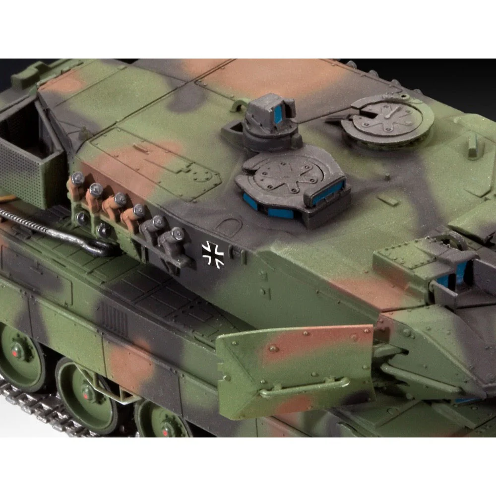 Revell 03180 1/72 Leopard 2 A6M - Image 6