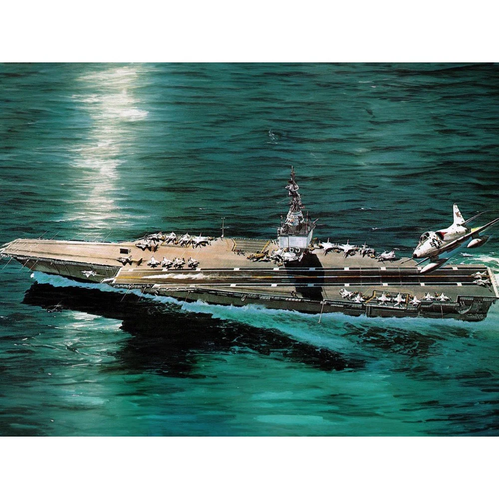Revell 05046 1/720 USS Enterprise - Image 4