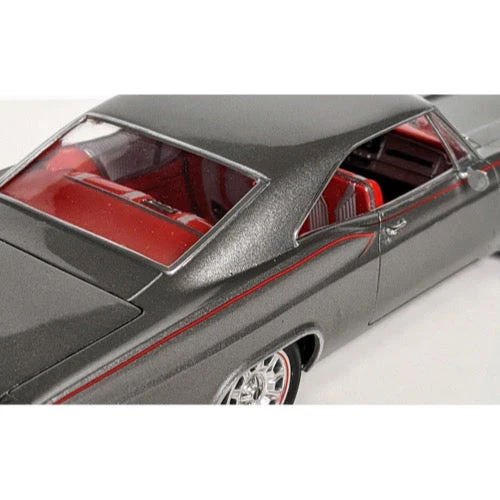 Revell 14190 1/25 65 Chevy Impala - Image 5