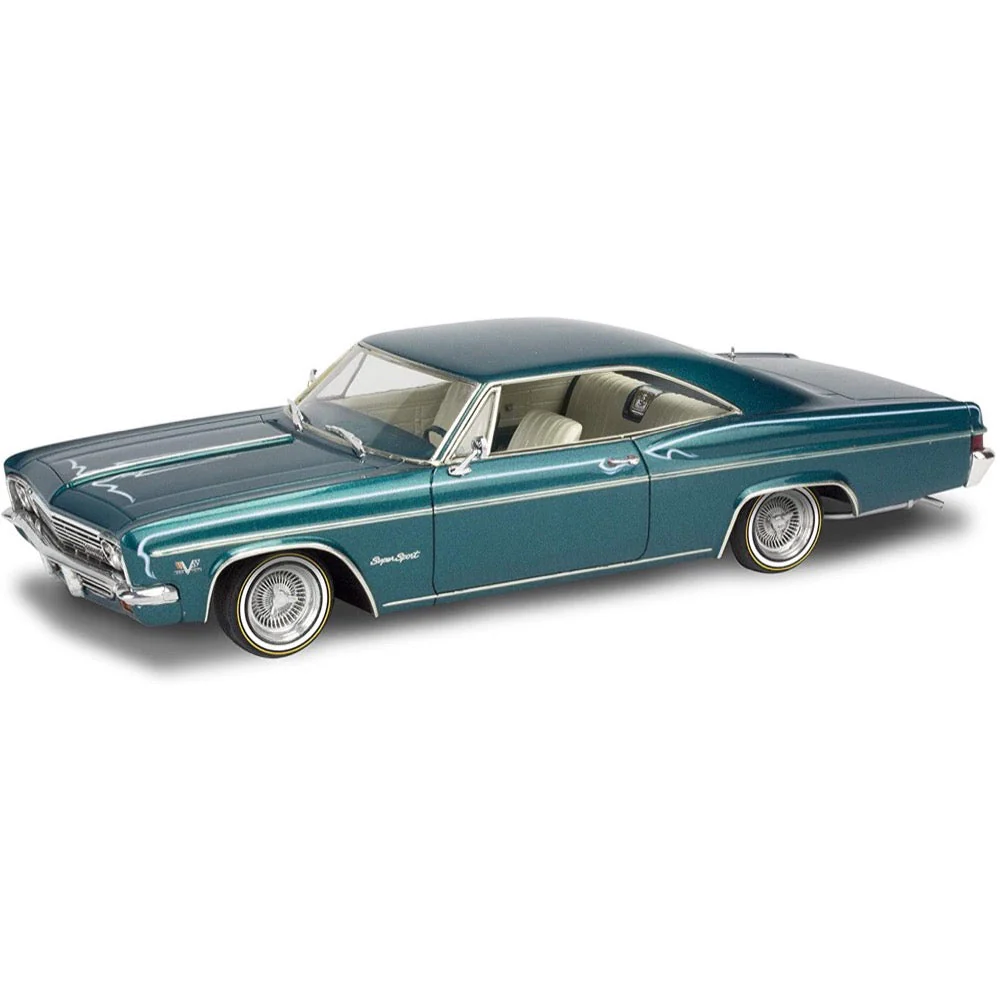 Revell 14497 1/25 1966 Chevy Impala SS - Image 2