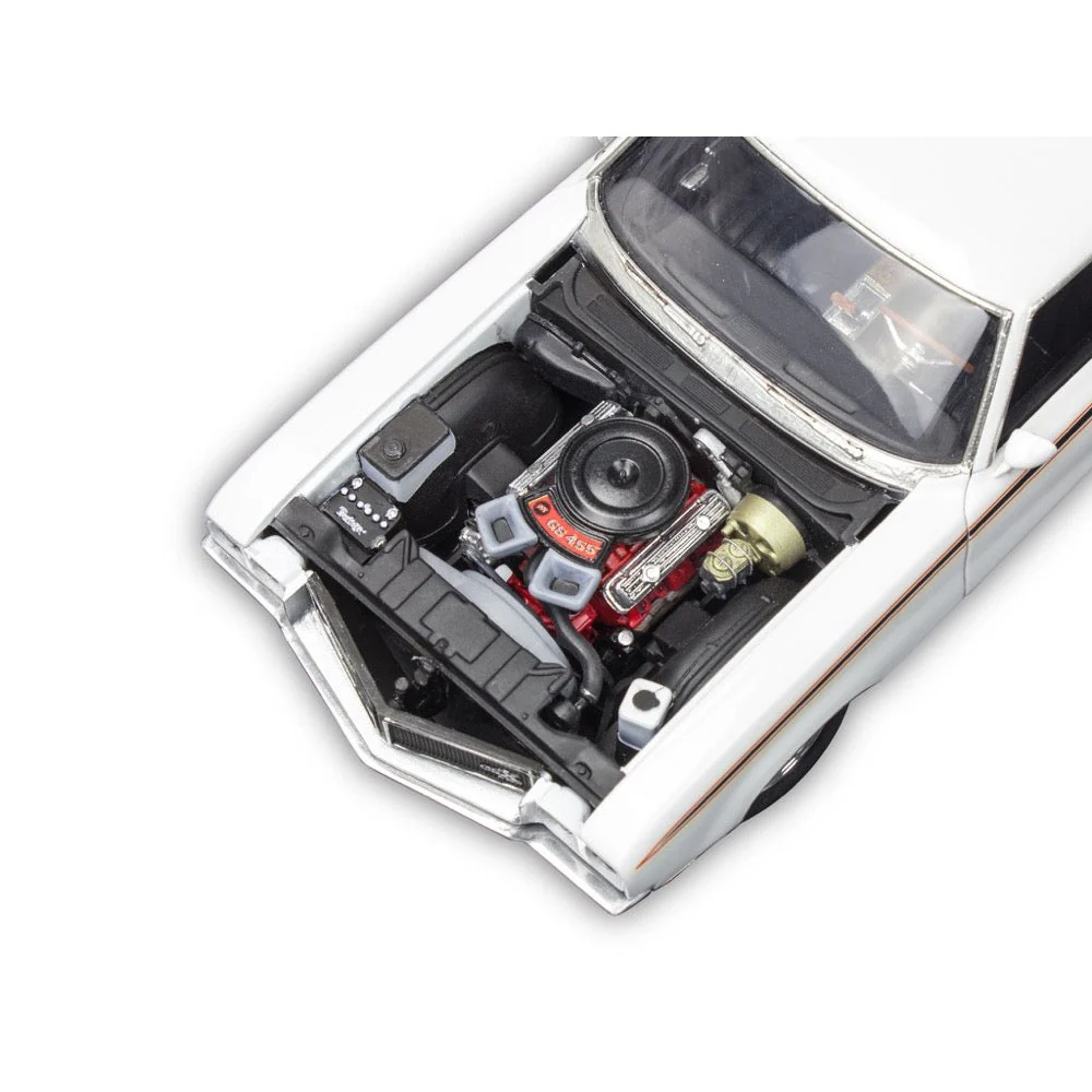 Revell 14522 1/24 1970 Buick GSX 2 in 1 - Image 4