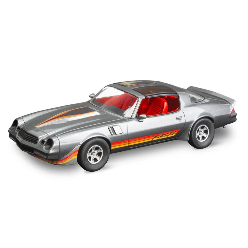 Revell 14526 1/25 1981 Chevy Camaro Z28 - Image 2