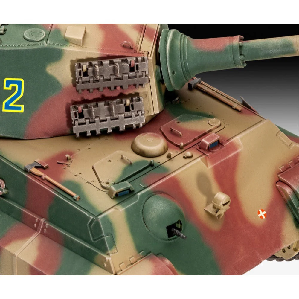 Revell 63249 1/35 Tiger II Ausf. B Model Kit Set - Image 4