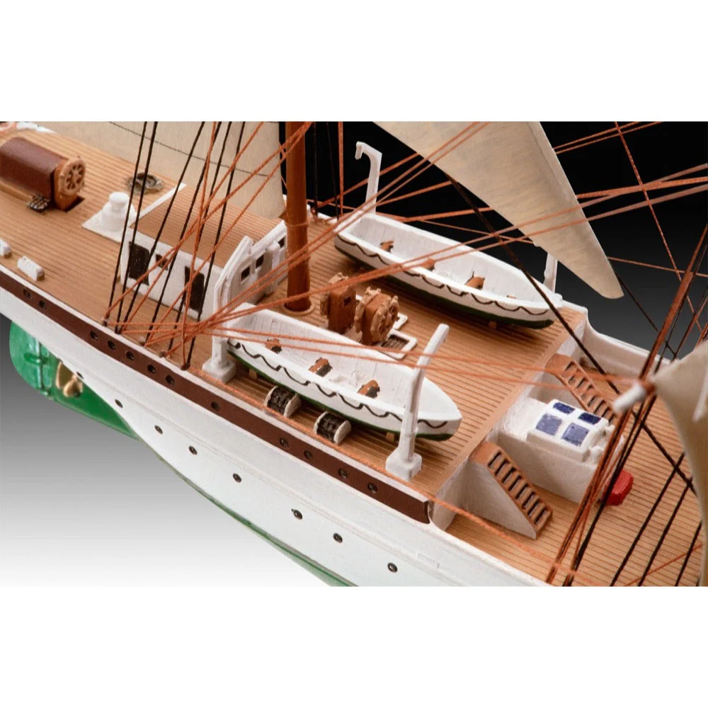 Revell 65432 1/350 Gorch Fock Starter Set - Image 3