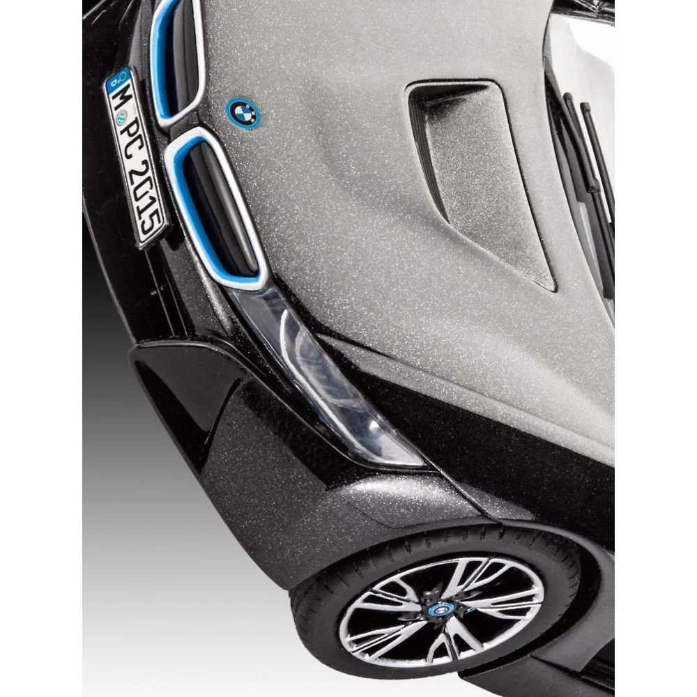Revell 67008 1/24 BMW i8 Starter Set - Image 6