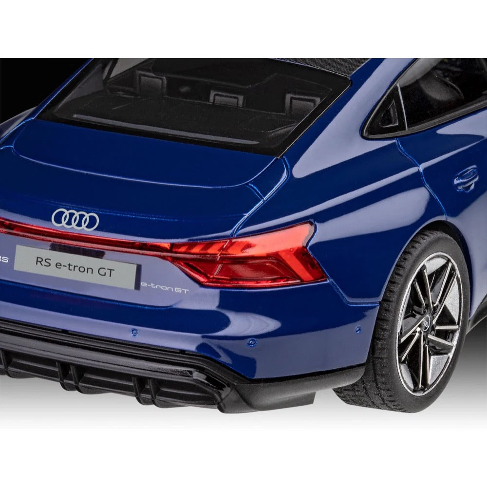Revell 67698 1/24 Audi e-tron GT Easy Click System Starter Set - Image 4
