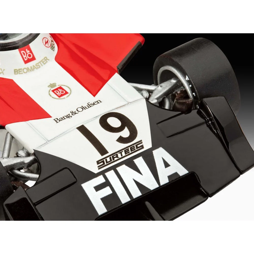 Revell 67739 1/32 Surtees TS16/03 Model Kit Set - Image 4