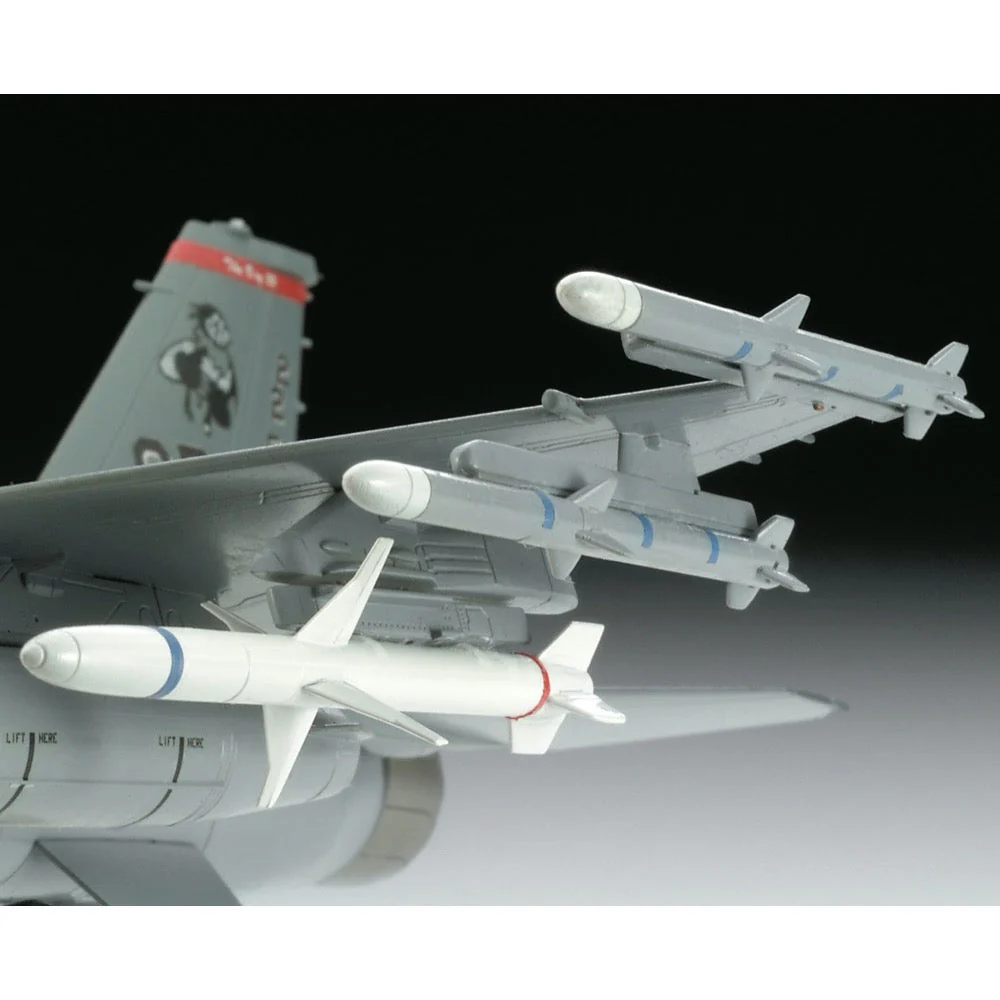 Revell Gift Set 05670 1/72 US Air Force 75th Anniversary - Image 4