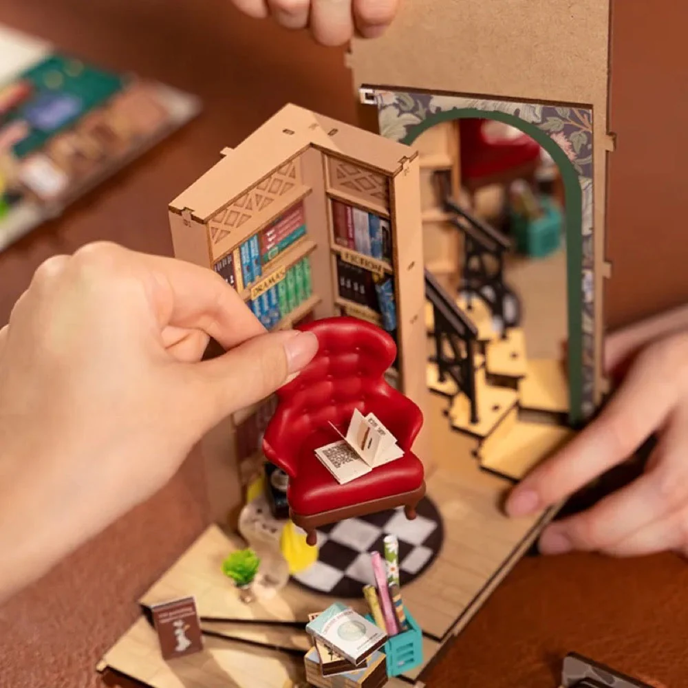 Robotime Rolife DIY Bookends Bookstore - Image 7