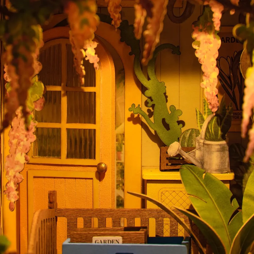Robotime Rolife DIY Bookends Garden House - Image 11