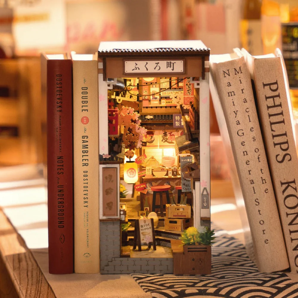 Robotime Rolife DIY Bookends Sakura Wine Alley - Image 2