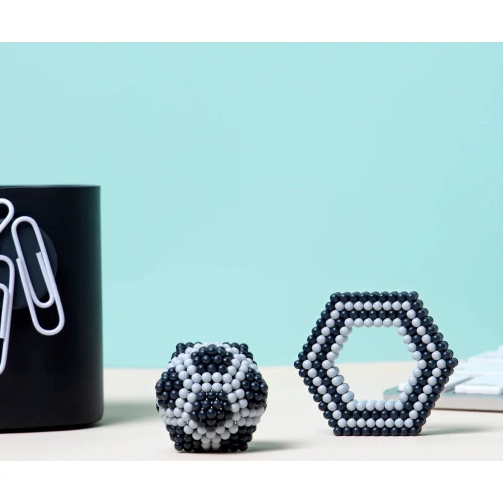 Speks Element Magnetic Fidget Toy Lunar - Image 3