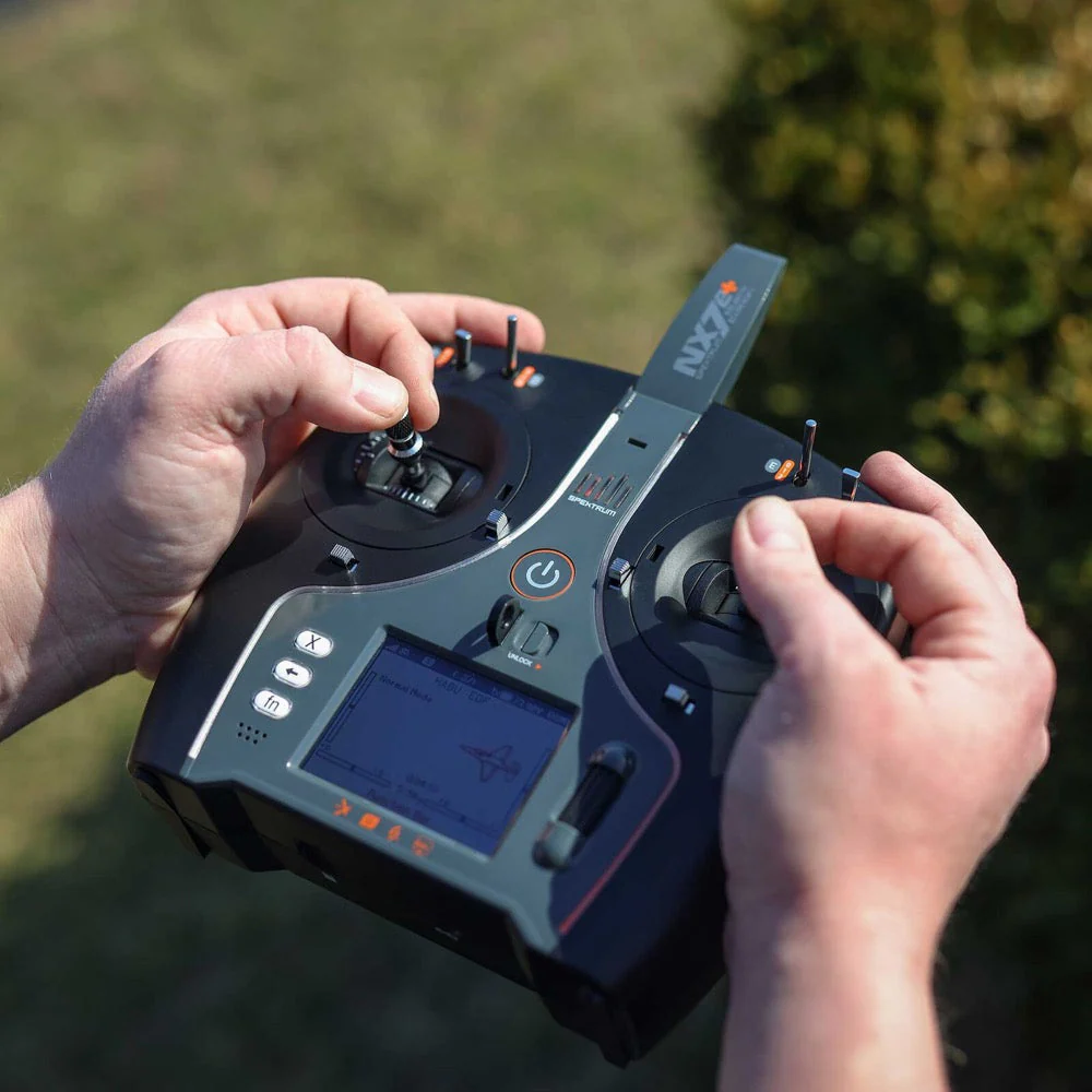 Spektrum NX7e+ 14 Channel DSM-X 2.4GHz Transmitter Black Edition SPMR7120 - Image 11
