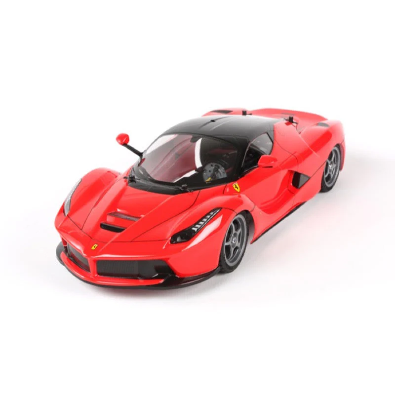 Tamiya 58582 1/10 LaFerrari TT-02 RC car kit - Image 3