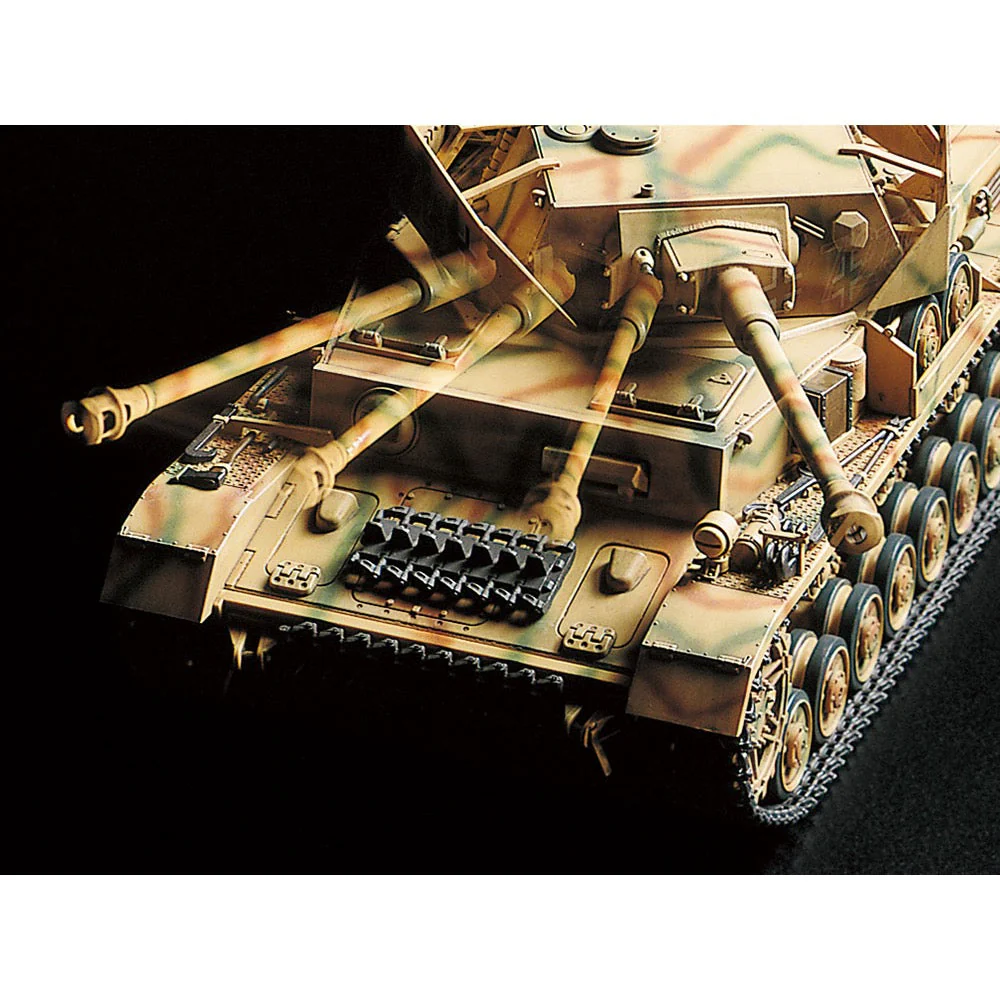 Tamiya 1/35 Panzerkampfwagen IV AUSF.J with Control Unit RC Tank Kit 48218 - Image 4