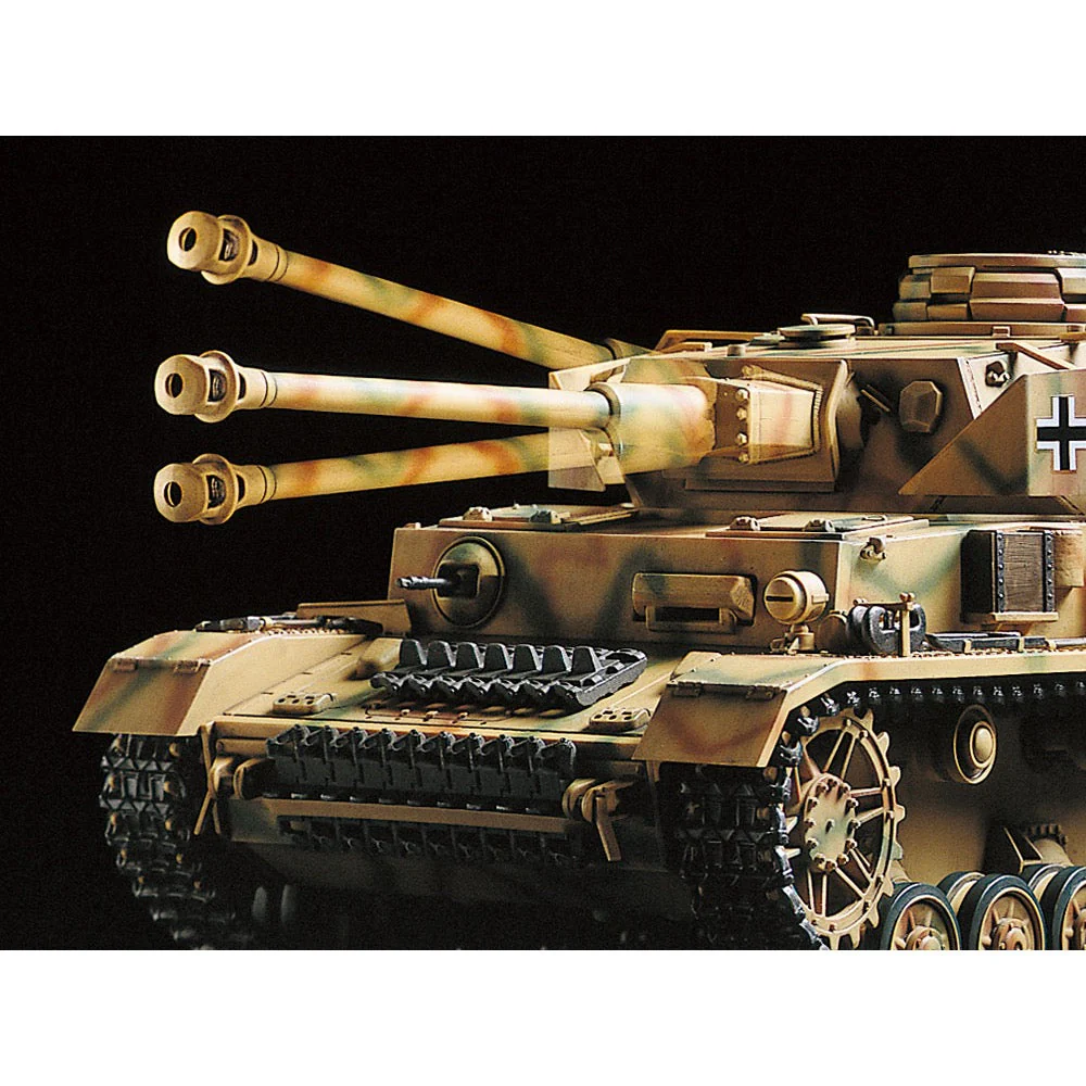Tamiya 1/35 Panzerkampfwagen IV AUSF.J with Control Unit RC Tank Kit 48218 - Image 5
