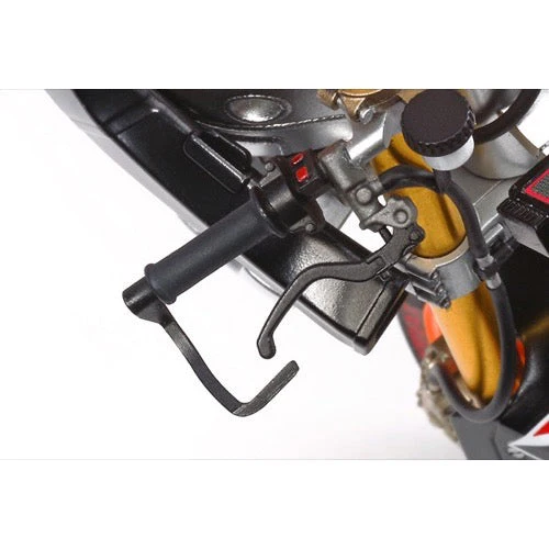Tamiya 14130 1/12 Repsol Honda RC213V 2014 - Image 8
