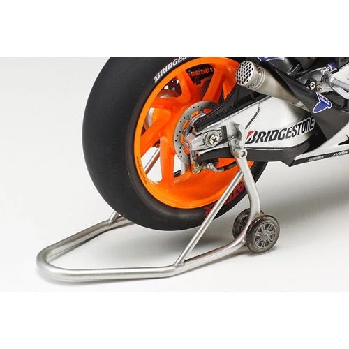 Tamiya 14130 1/12 Repsol Honda RC213V 2014 - Image 9
