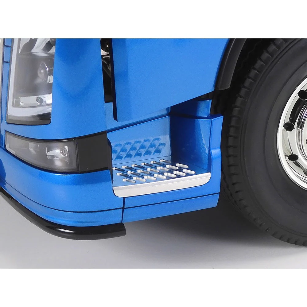 Tamiya 1/14 Volvo FH16 Globetrotter XL 750 4X2 RC Truck Kit 56375-600 - Image 12